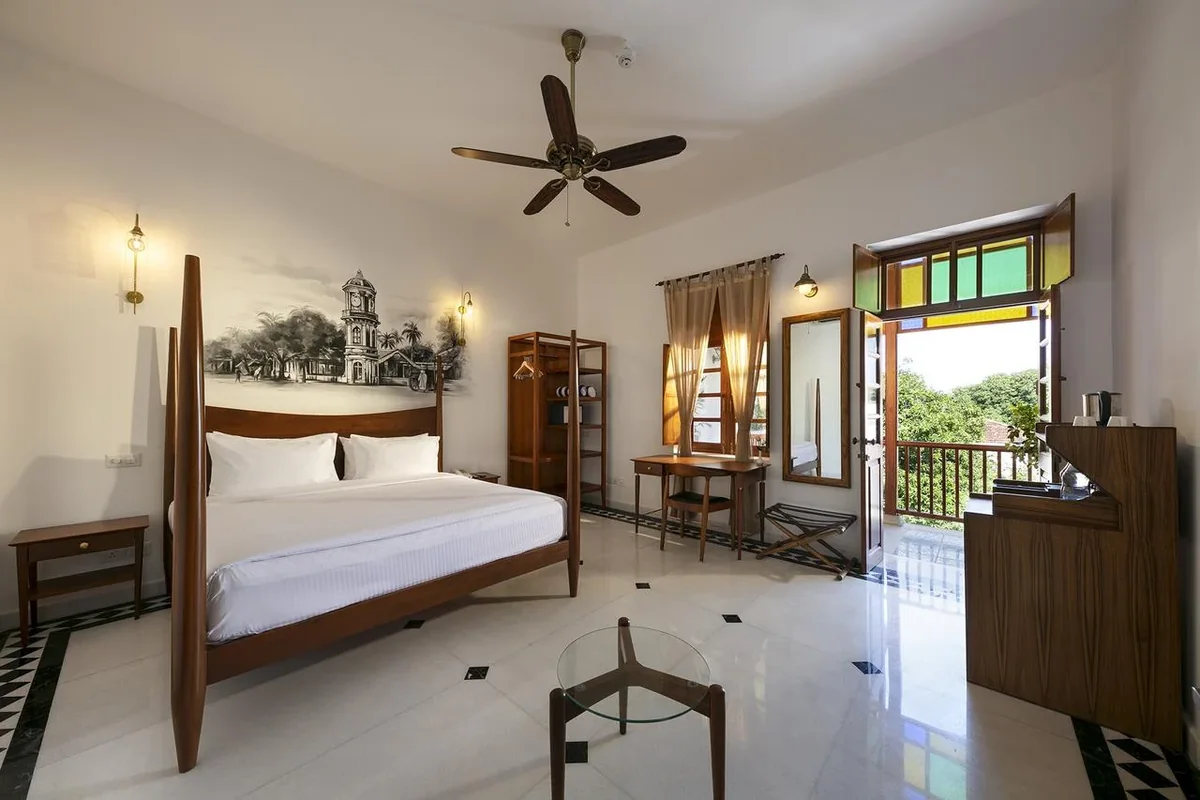 Heritage King guest room at Grand Hotel D’Europe